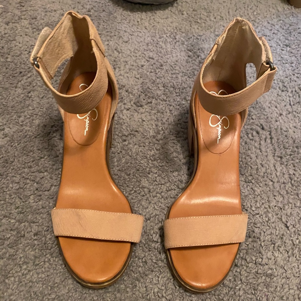 Jessica Simpson heels